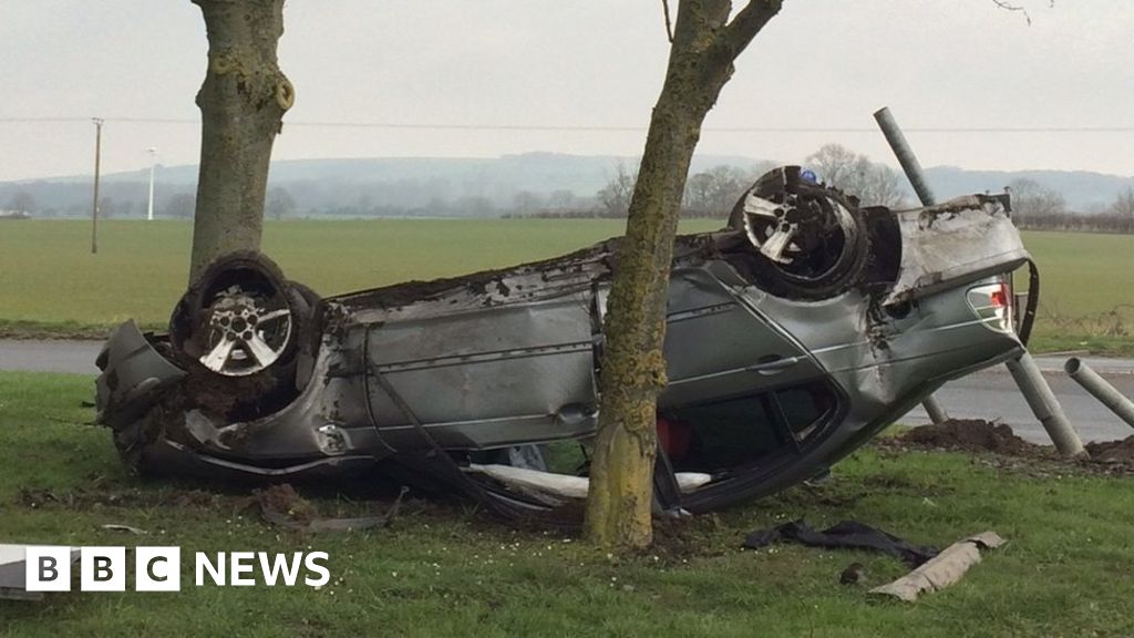 Attempted Murder Arrest After Shiptonthorpe Car Crash - BBC News