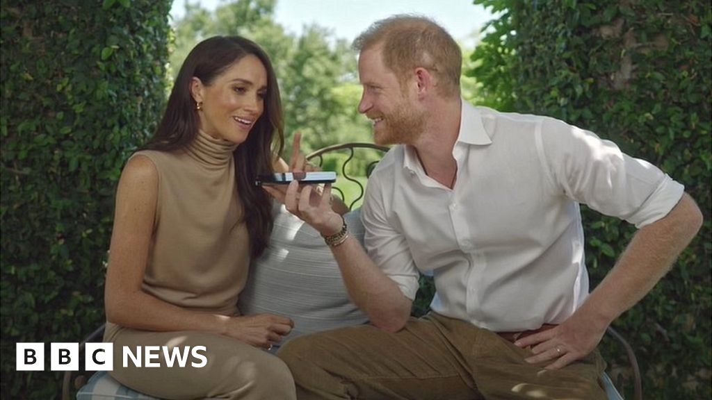 Prince Harry and Meghan in united front against cyberbullying