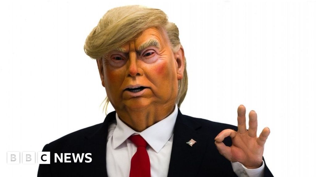 Donald Trumps Spitting Image To Go On Show Bbc News 