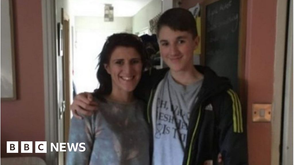 Ben Nelson-Roux: Teen 'spiralled' before hostel death, inquest told ...