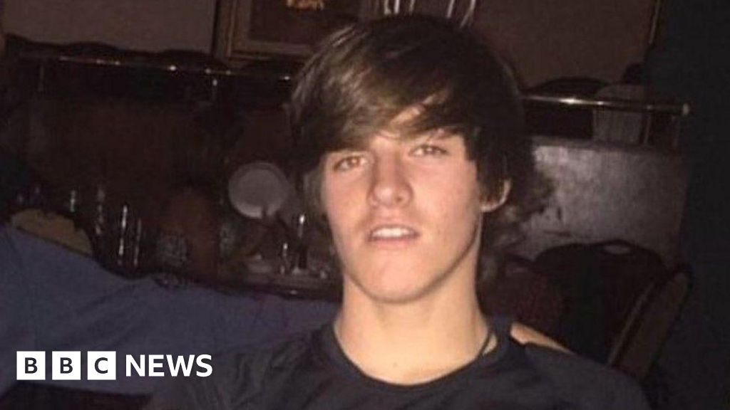Killer 'should have been arrested' before murder