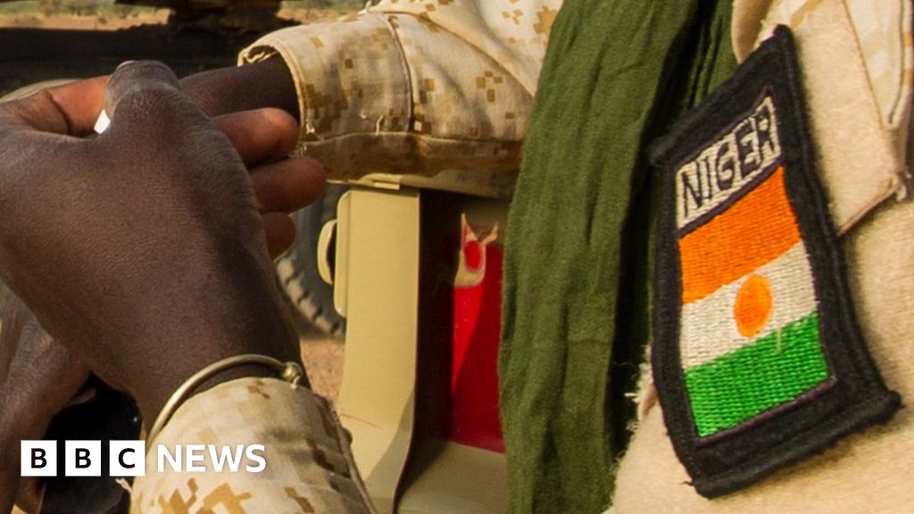 Niger army base attack leaves 71 soldiers dead