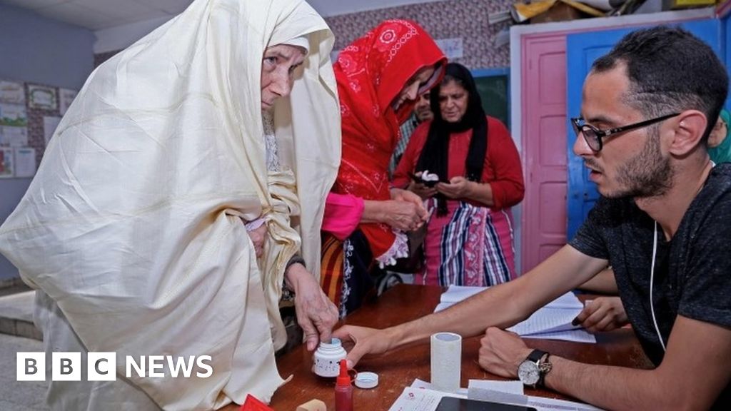 Tunisia holds second free presidential elections