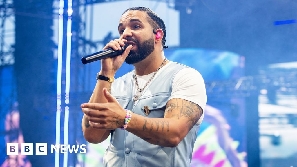 Drake surprise drops three albums and mentions the Kendrick Lamar beef