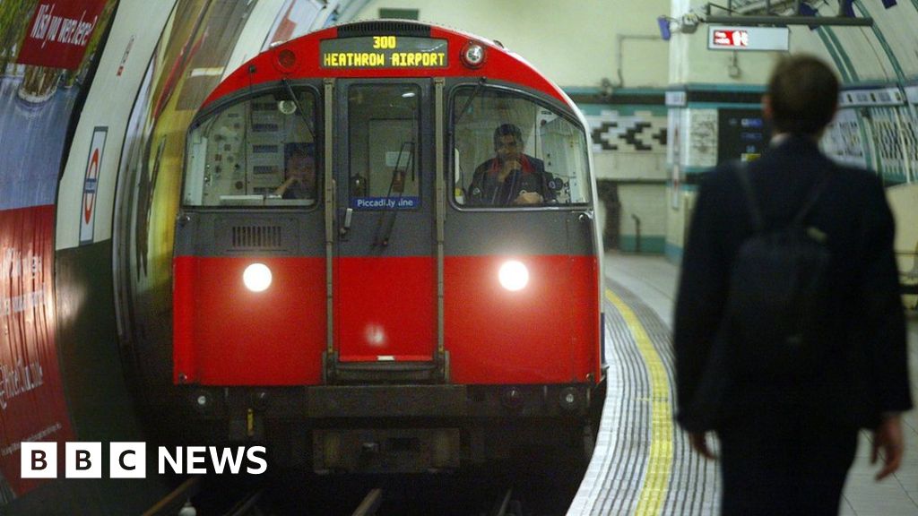 Piccadilly Line Tube Drivers To Strike Over 'bullying' - BBC News