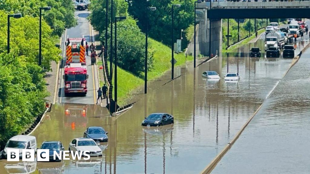 Nach schweren Stürmen kommt es in Toronto zu Überschwemmungen und Stromausfällen