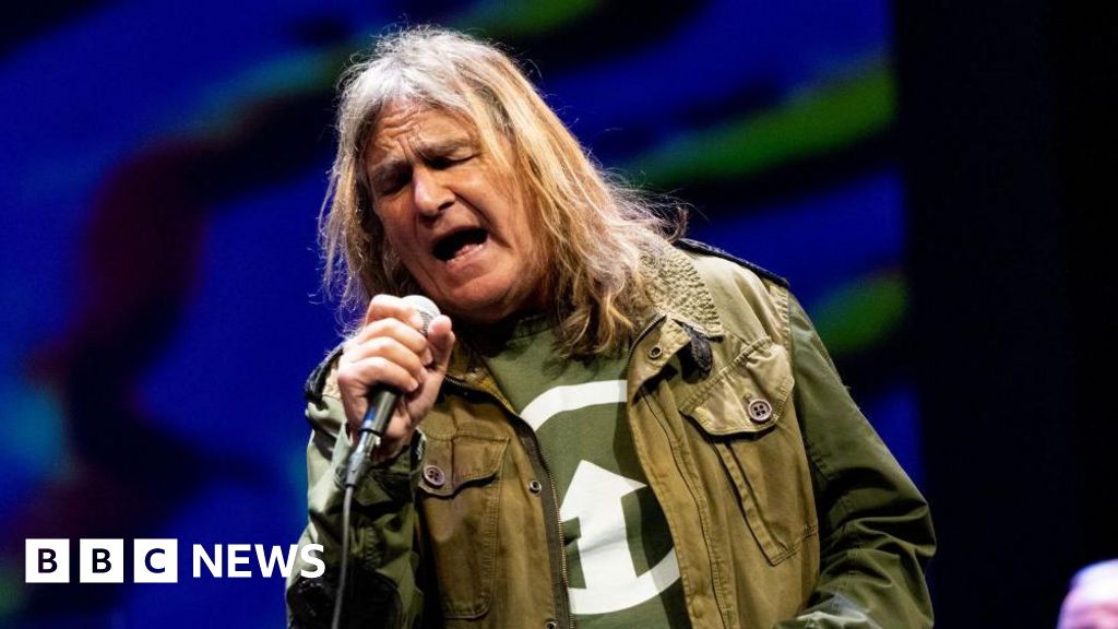 Mike Peters of The Alarm Battles Cancer Again, Urges Stem Cell Donations