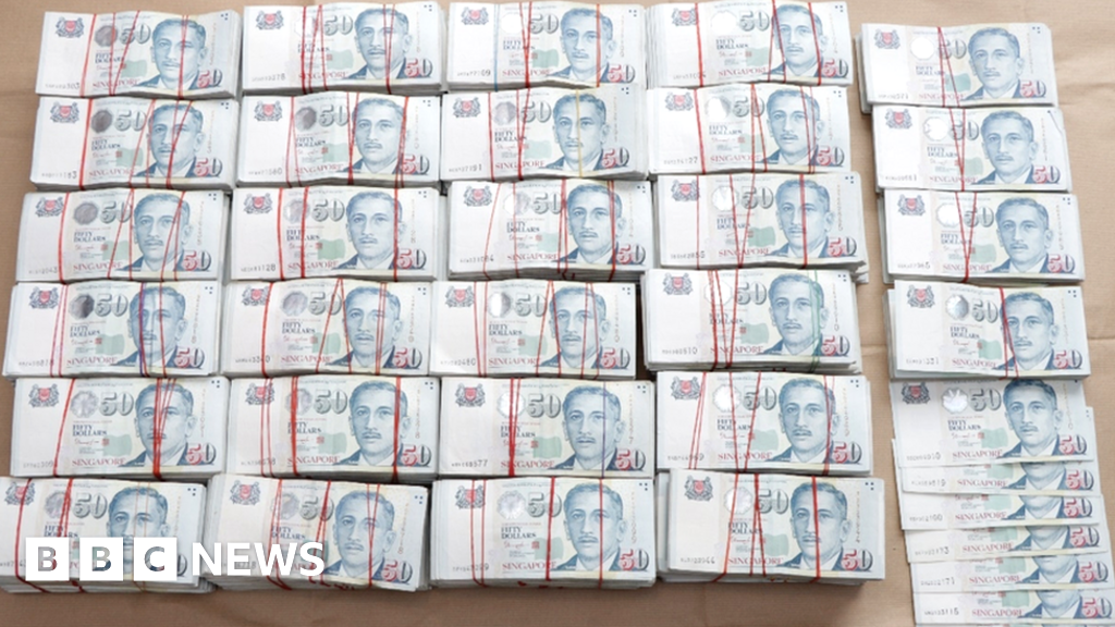 Сингапур конфискува активи на стойност 735 милиона долара при разследване за пране на пари