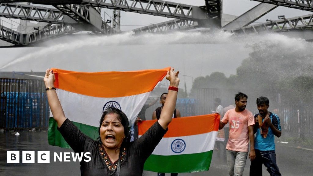 Indian police use tear gas against protesters after rape and murder of doctor