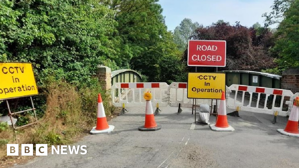 Boxted Bridge closed suddenly over deterioration 