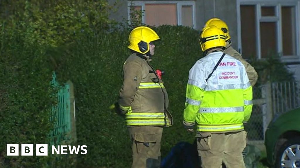Fatal Caernarfon house fire was 'not suspicious' BBC News
