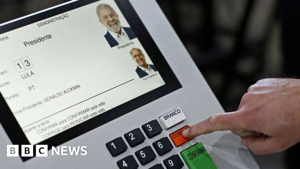 Brazil election: Do voting machines lead to fraud?