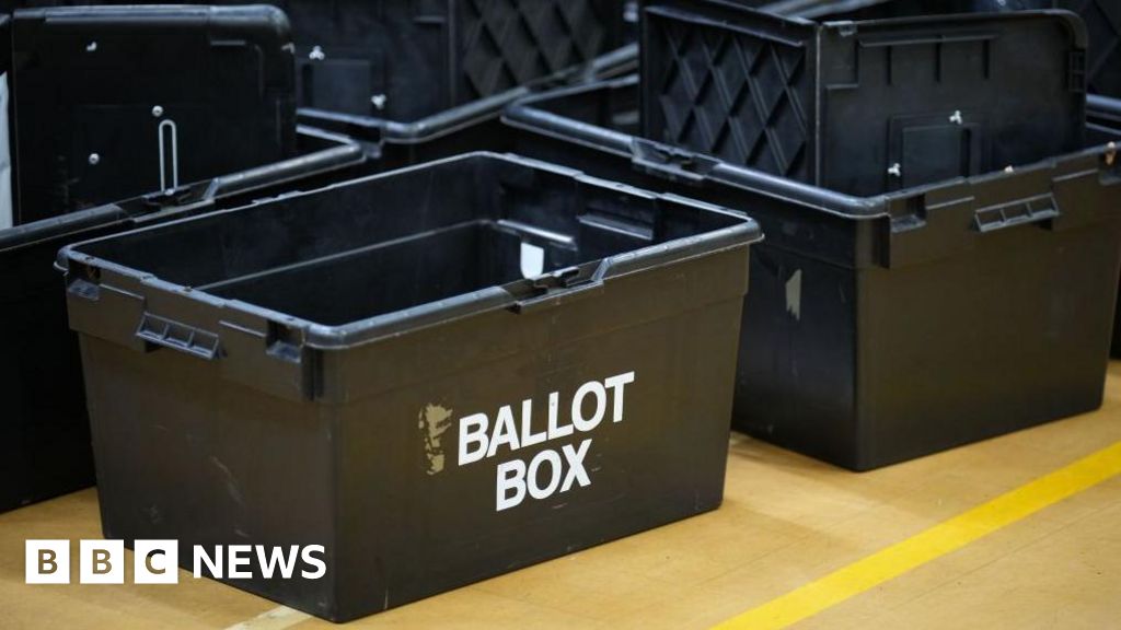 General Election: Wales parties make final bid for voter support - BBC News