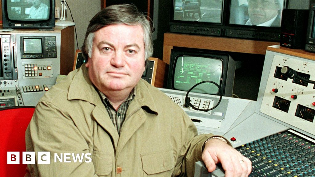 Award-winning investigative journalist Roger Cook dies aged 83