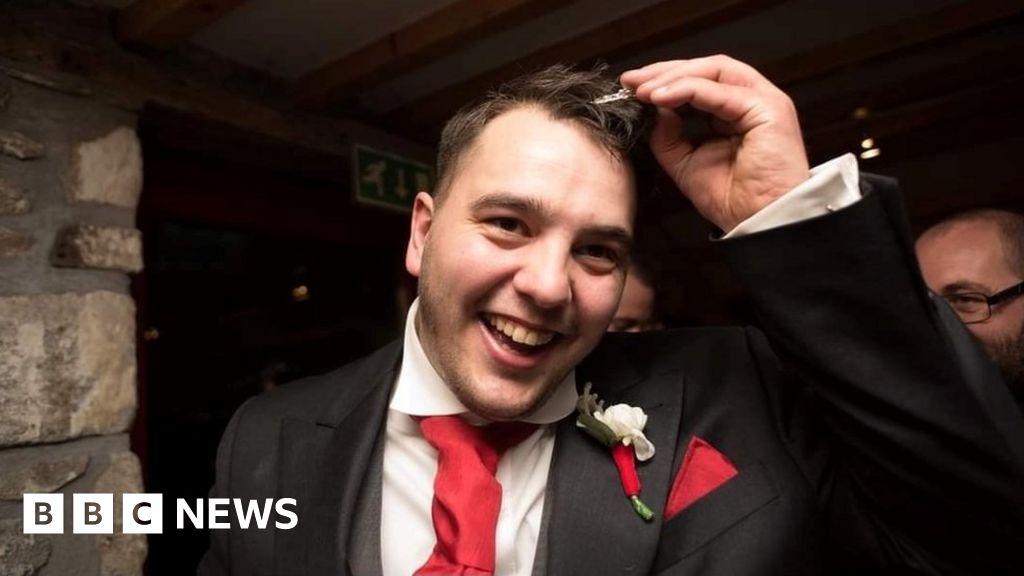 Tributes paid to man stabbed near Bodmin nightclub