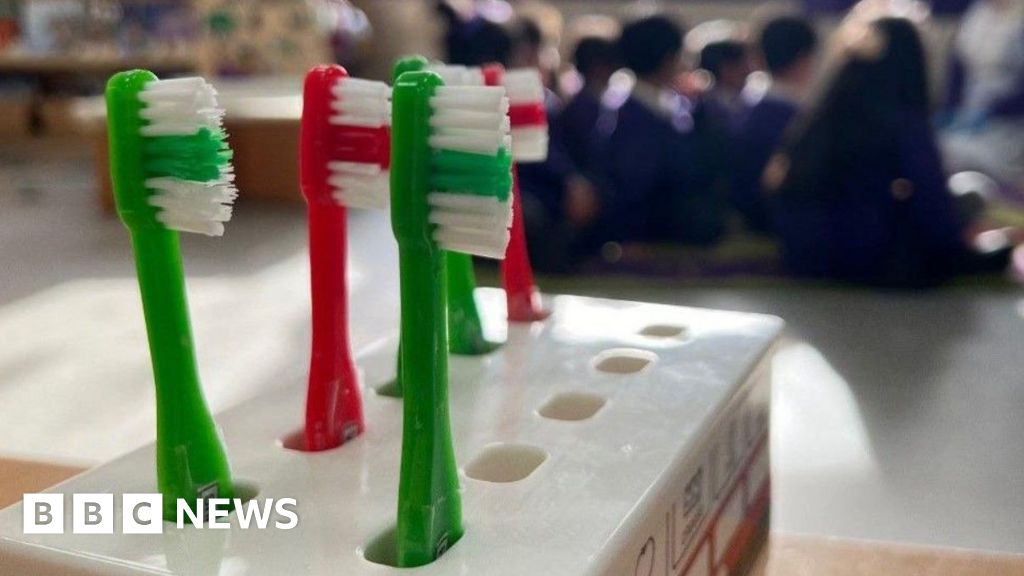 Smile Bright in Wolverhampton: Free Toothbrushes & Oral Health Checks for Kids!
