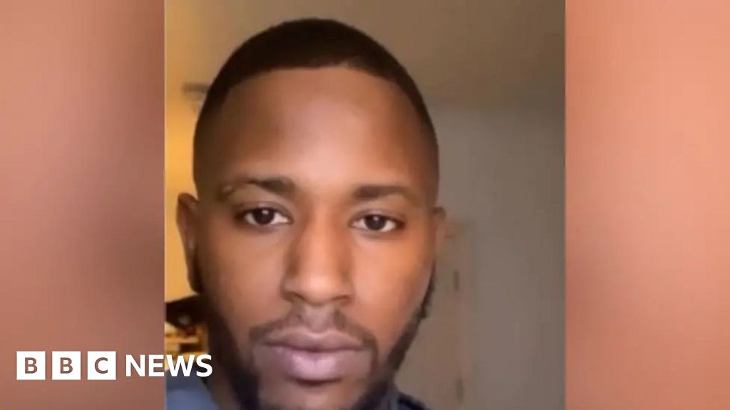 Croydon: Alleged killers went to pub after stabbing, court hears
