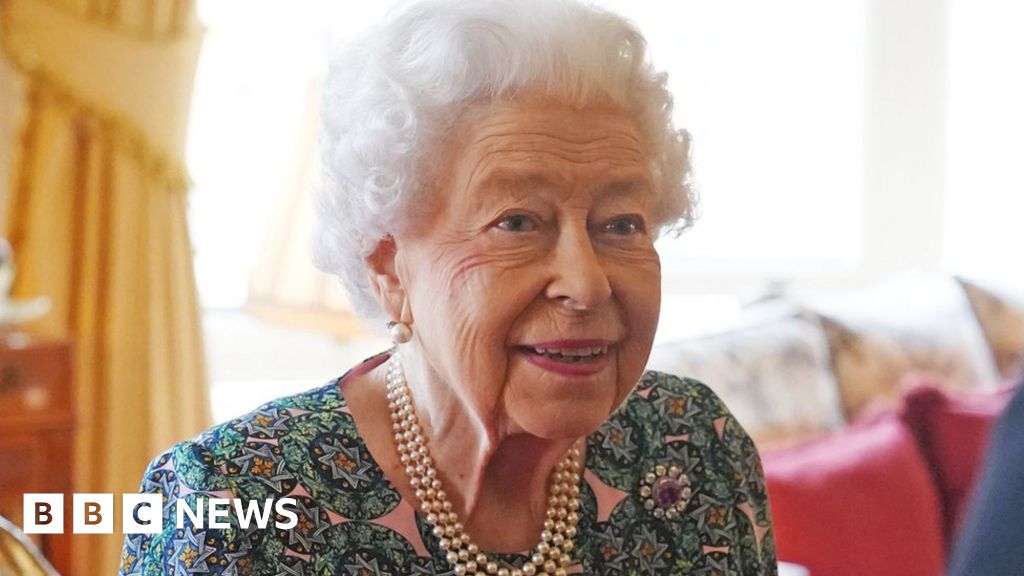 Queen not expected to attend Easter Sunday service