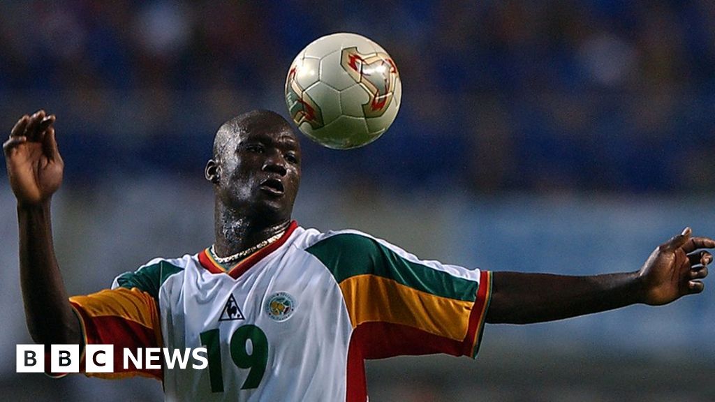 Papa Bouba Diop death: Senegalese first goal scorer for 2002 World Cup Papa  Diop don die - BBC News Pidgin