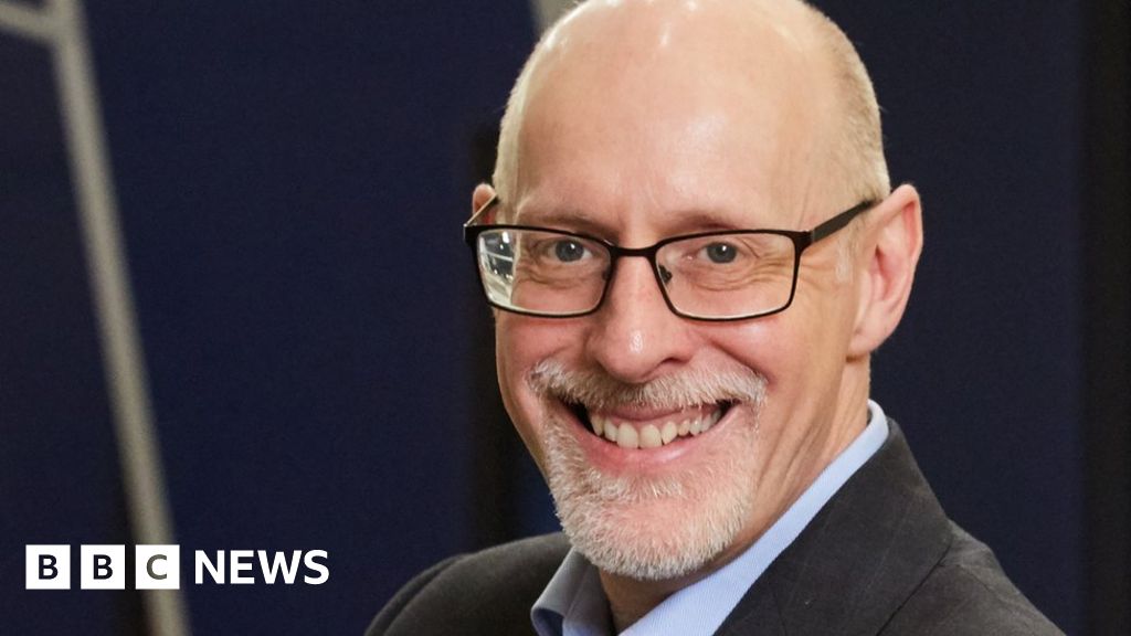 Coronavirus 'Laughter in a crisis can help you cope', says expert