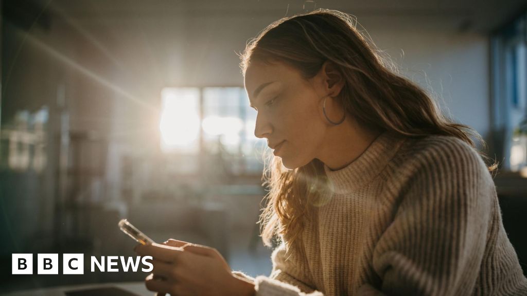 La regla estadounidense de «hacer clic para cancelar» para abordar las trampas de suscripción