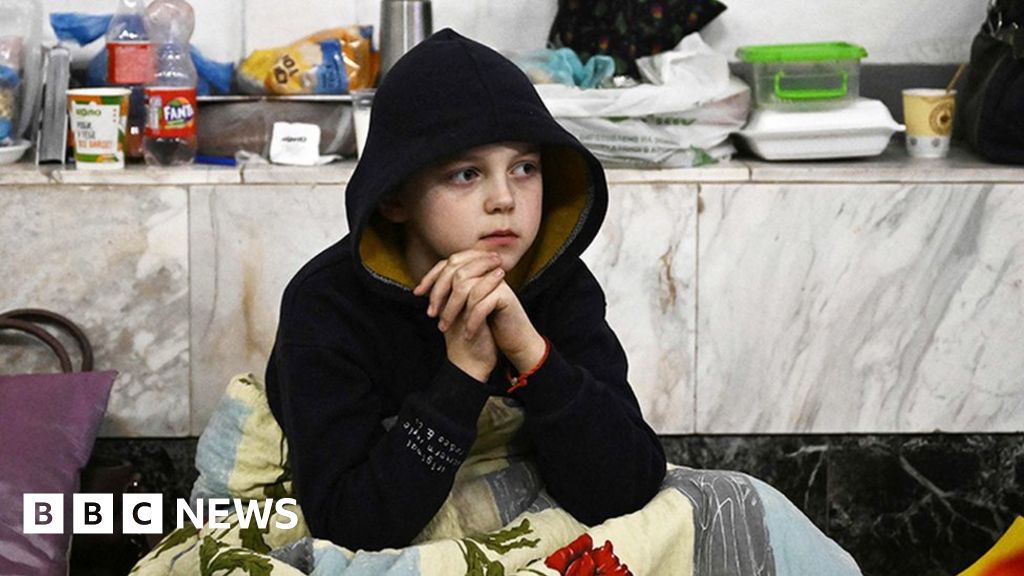 Ukraine: We are at war - what do we tell our children?