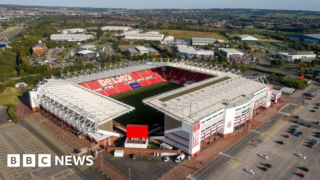 Stoke City: Arrests after fans clashed at Boxing Day match