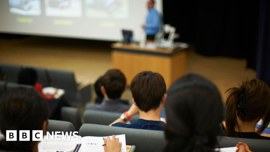 Students warned of subject cold spots as universities cut courses