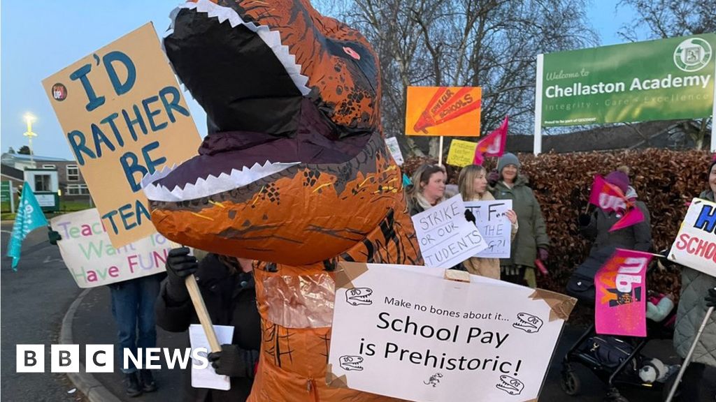 Teachers pay is prehistoric