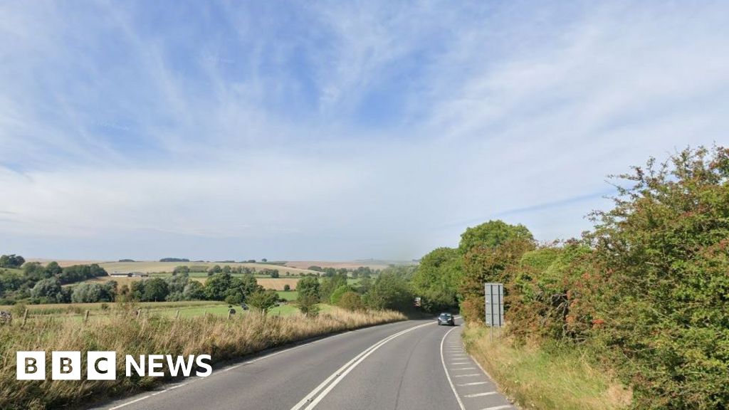 Man dies in two-vehicle crash on A4 in Wiltshire 