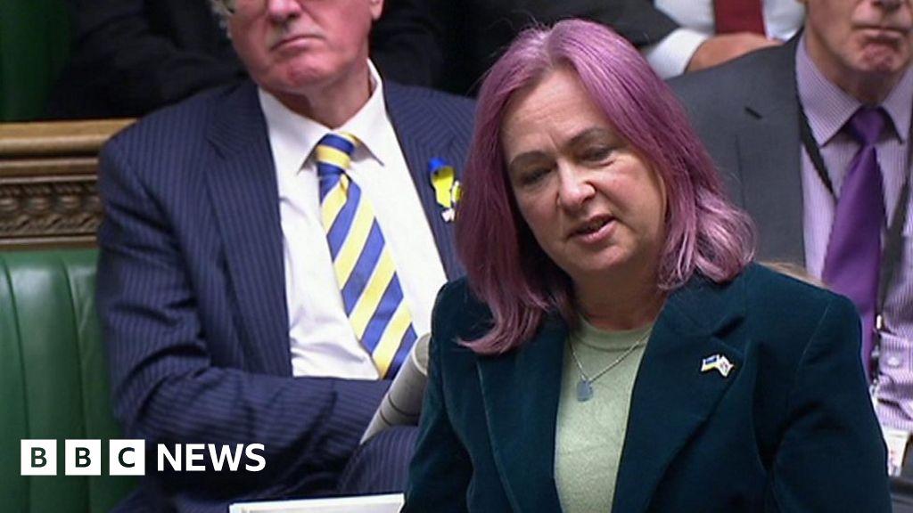 PMQs: Saville Roberts and Johnson on MPs lying in Parliament