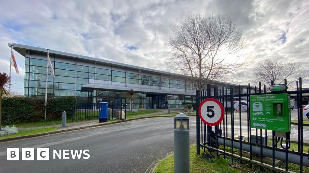 Guernsey Post cuts 35 jobs due to financial loss BBC News