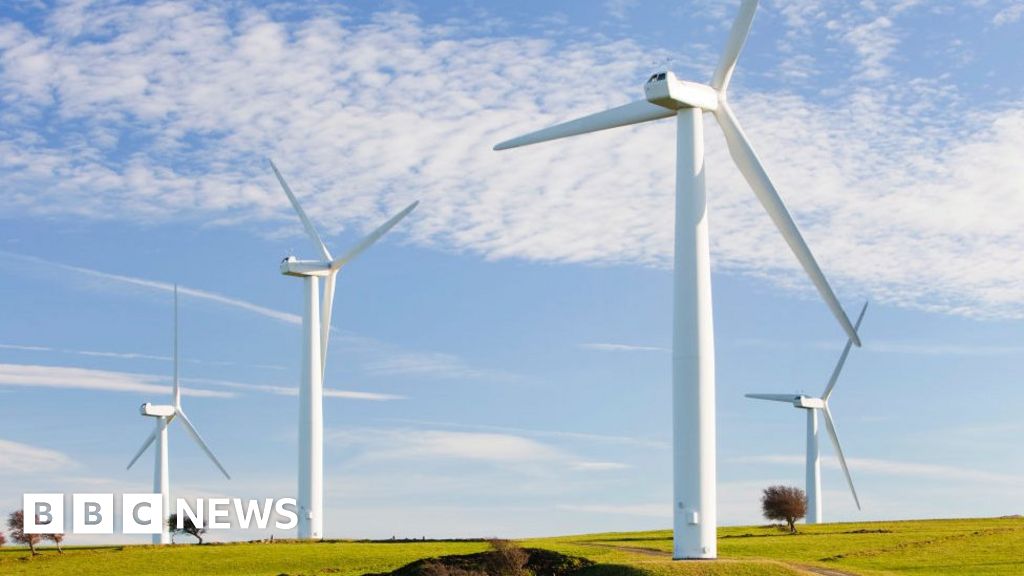 Grant Shapps denies Tory split over onshore wind farms
