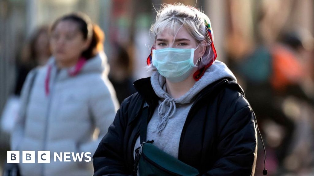 Coronavirus: Cardiff call centre worker has virus - BBC News