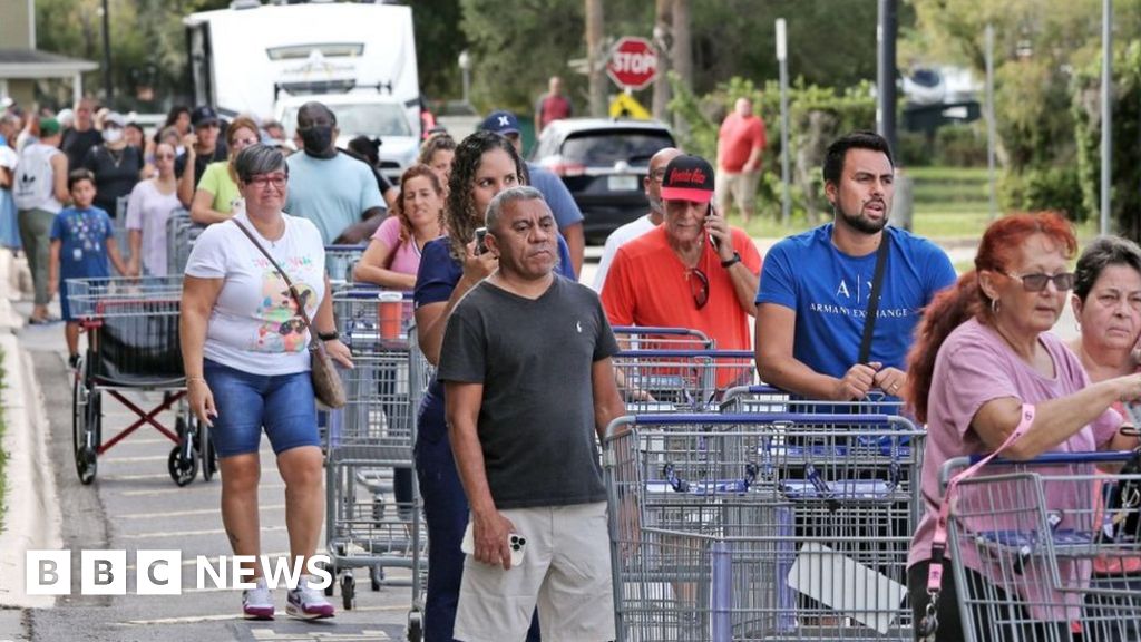 Floridians brace for 'strengthening' Hurricane Ian