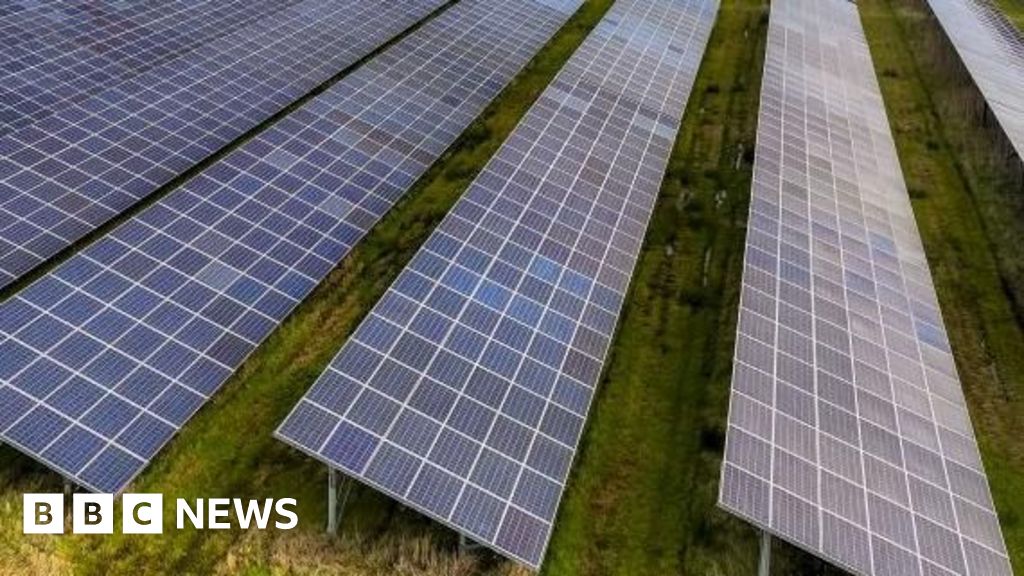 bbc.co.uk - Tom Oakley - Staffordshire solar farm set for approval amid concerns
