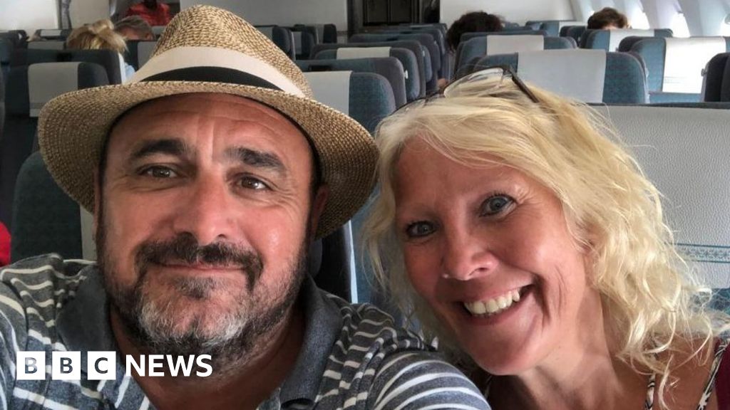 Coronavirus UK expats describe journey back to New Zealand