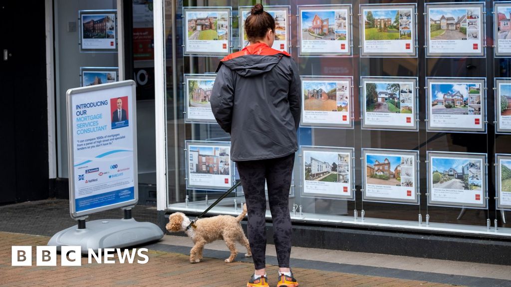 Bank hints at rate cuts, but don't expect Covid-era mortgage deals