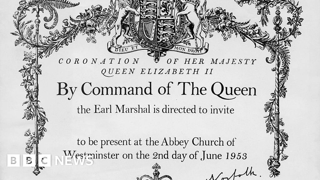 cuadrado Queja tenaz Coronation invitations through the ages - BBC News