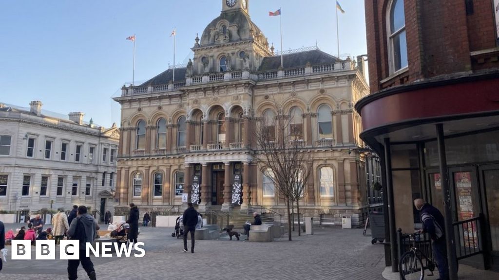 Ipswich Borough Council Unveils Plans To Improve Town - BBC News