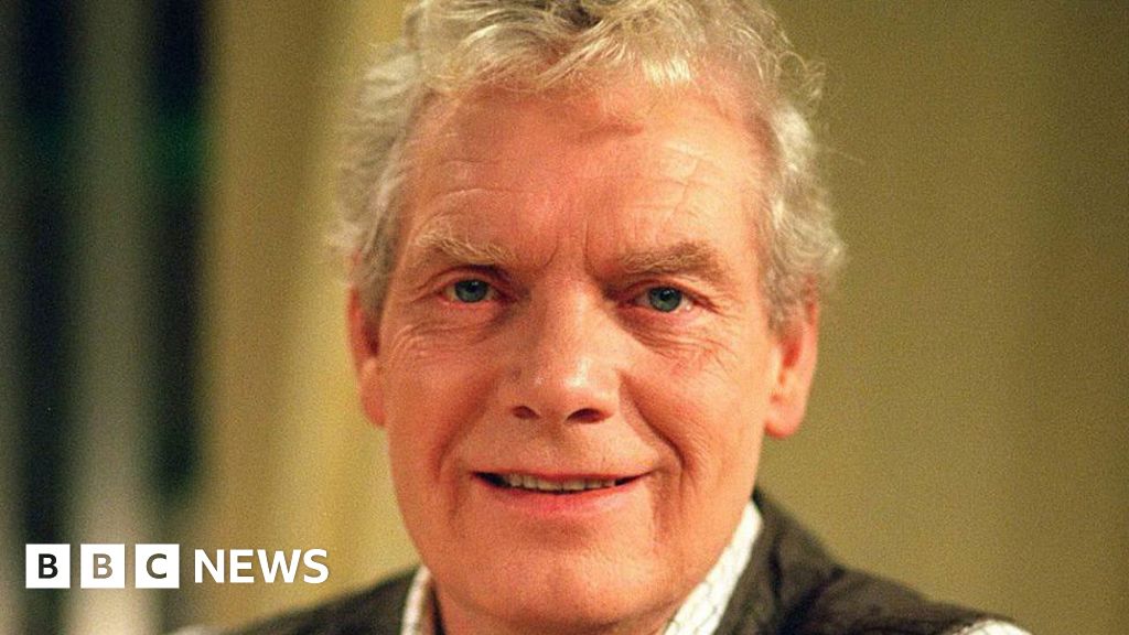 Coronation Street star Geoffrey Hinsliff dies aged 87