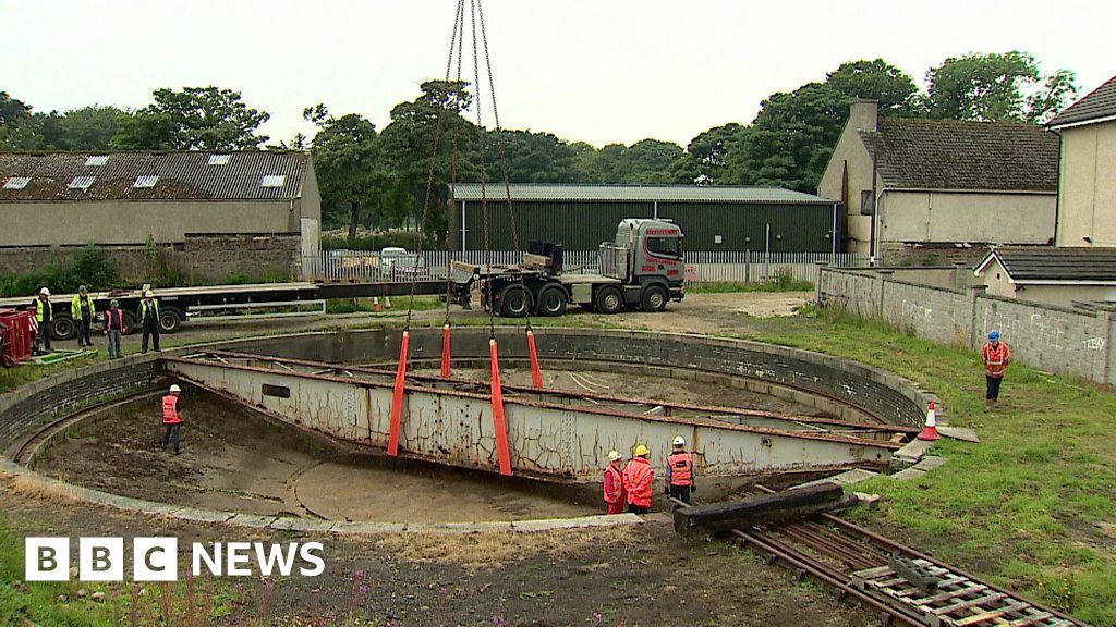 Railway Turntable Removed In Steam Heritage Plan - 