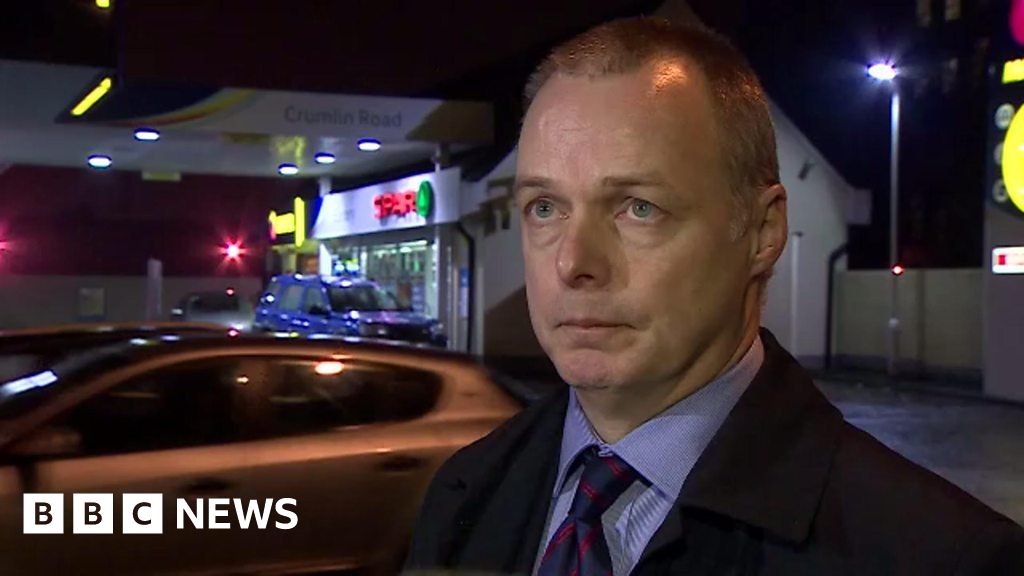 North Belfast shooting Gun used to attack police 'has history' BBC News