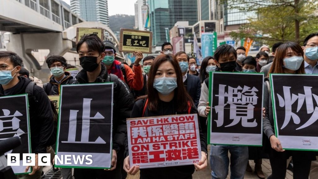 Hong Kong to quarantine mainland China visitors