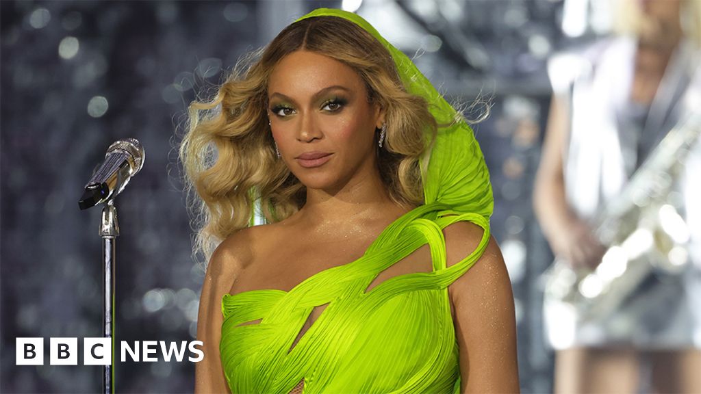 Beyoncé: Meet the designer who made her sparkle on tour