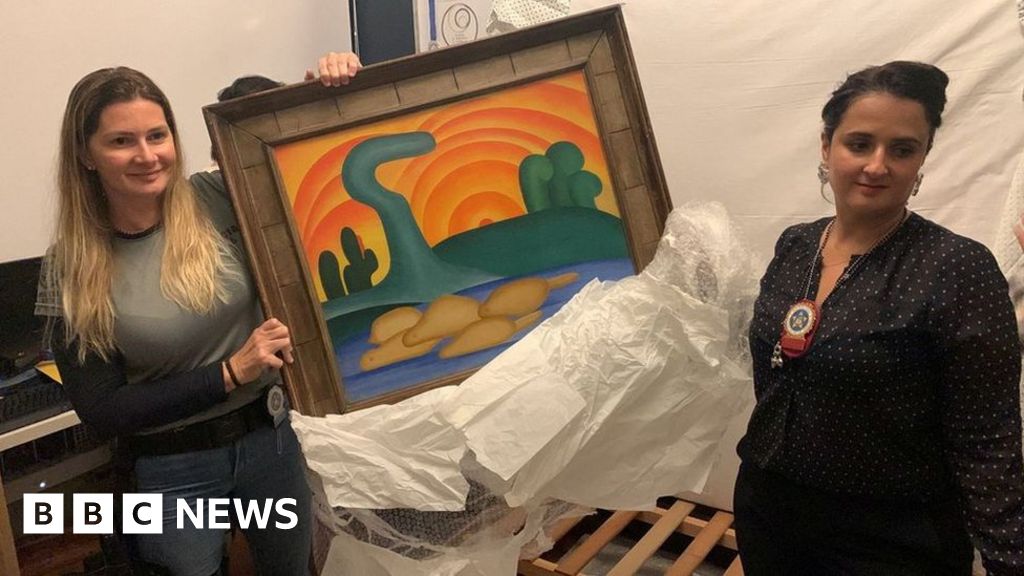 Girl accused of stealing £138m worth of art using medium