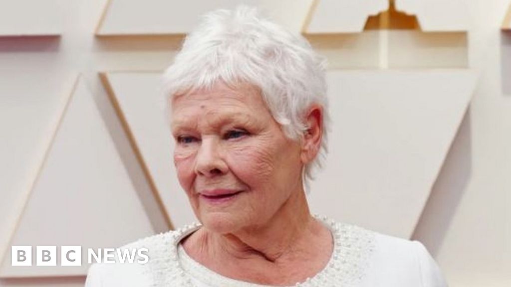 Dame Judi Dench backs call to overturn York blue badge ban