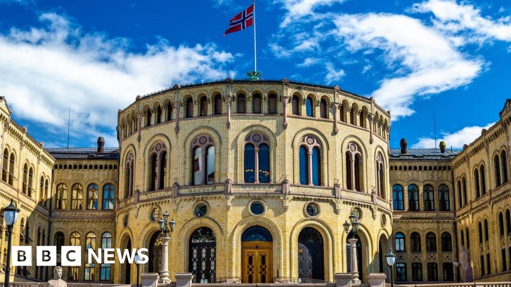 Hackers attack Norwegian parliament thumbnail