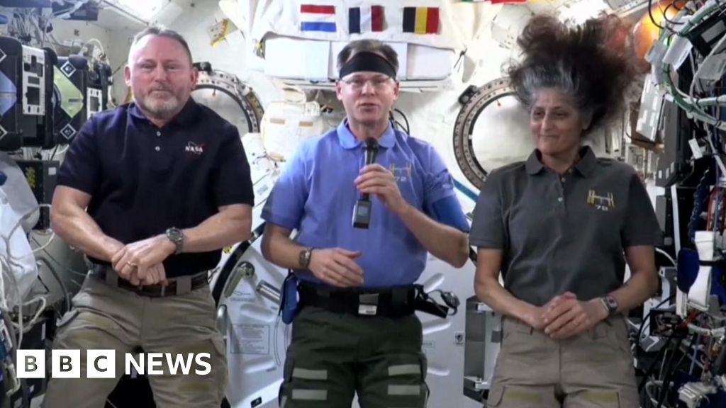 ISS astronot pada ‘perspektif unik’ mereka dari luar angkasa