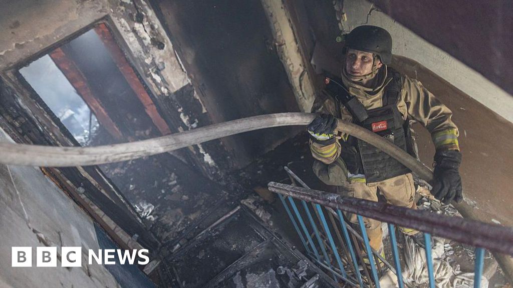 Ukraine war: Buildings burn after renewed Russian air attacks thumbnail